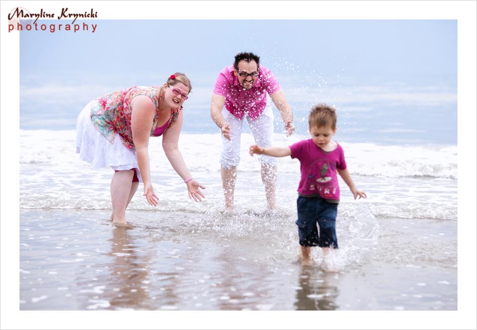 La Famille Martin à la plage par Maryline Krynicki