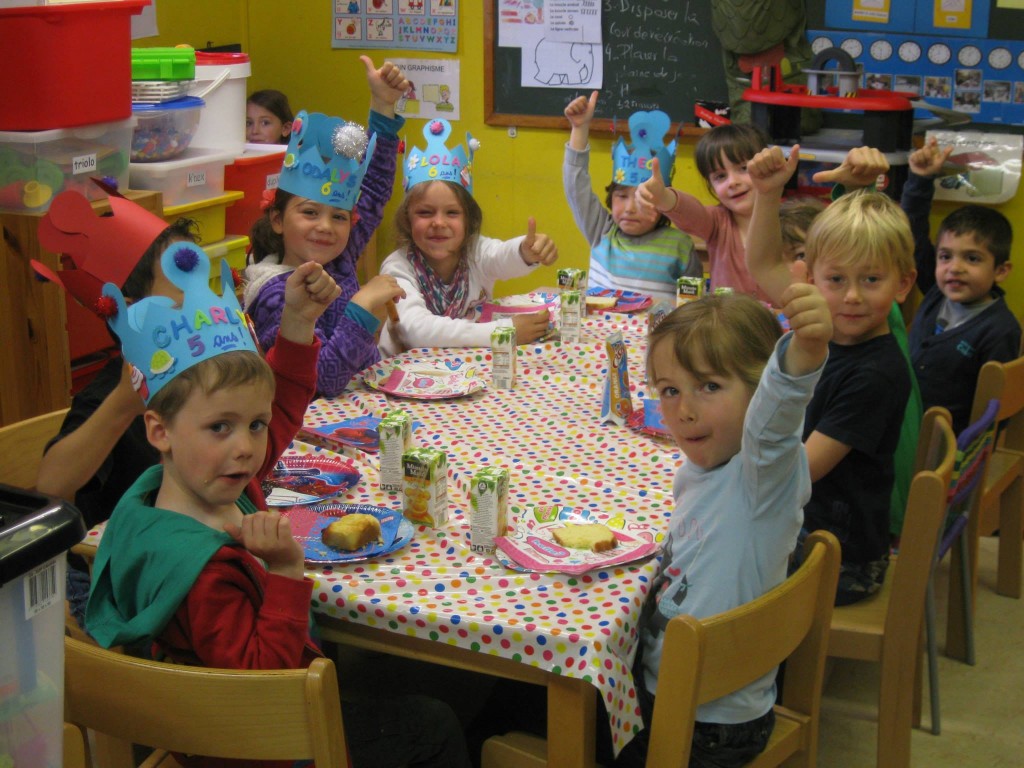 Le goutêr d'anniversaire - 2° gardienne - classe de Mme Caroline - 5 ans